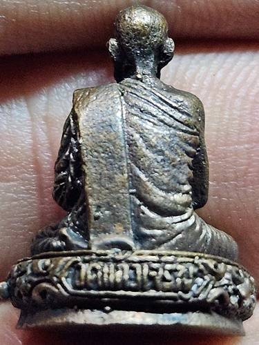 วัดแก้วเจริญ  จ.สมุทรสาคร  รูปหล่อ  หลวงพ่อหยอด ปี 2534 ตอกโค๊ต