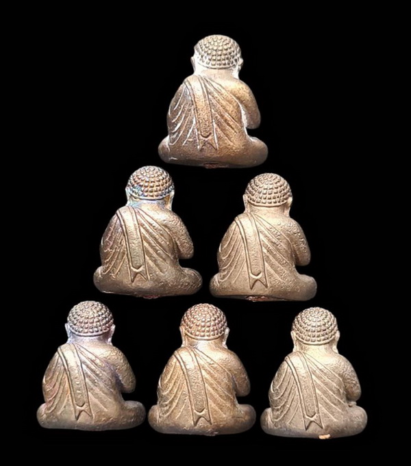 เคาะแรกแดง..พระปิดตาสิริคุตโต ๖๖..รวม ๖ องค์ กล่องเดิม..ลป.อุดมทรัพย์ วัดเวฬุวันฯ ศรีสะเกษ / ส่ง ems