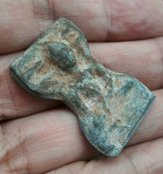 พระมเหศวร เนื้อชิน กรุวัดสว่างอารมณ์ จ.สุพรรณบุรี พร้อมกรอบสแตนเลส เคาะเดียว