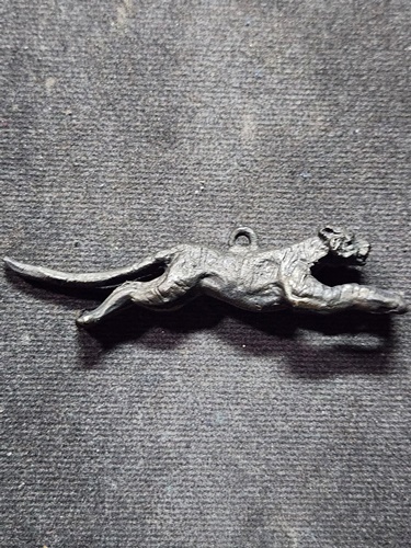 วัดกาหลง จ.สมุทรสาคร เสือเผ่น หลวงพ่อสุด ปี2550 เนื้อทองแดงรมดำ 