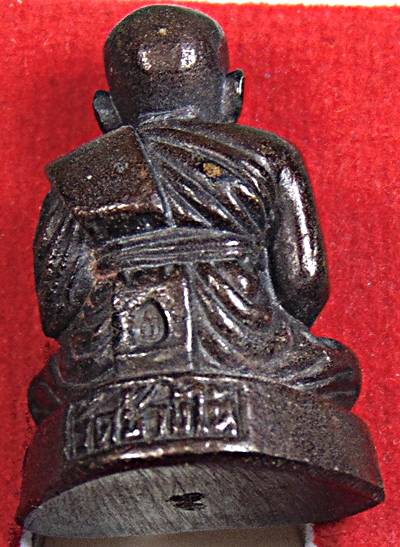 ๒๐ รูปหล่อหลวงปู่ทวด วัดช้างให้