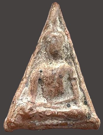 *นางพญา พิมพ์อกนูน เนื้อดิน ปี๒๔๗๒ หลวงปู่โต๊ะ วัดประดู่ฉิมพลี กทม.*