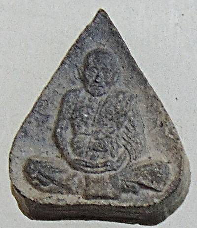 ๒๐ พระรูปเหมือนเนื้อดินองค์เล็ก หลวงพ่อชื้น วัดญาณเสน อยุธยา