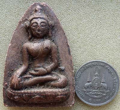 พระติดแผง พิมพ์หลวงพ่อโต