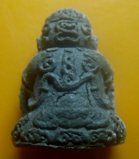 **เบาๆ**พระปิดตามหาอุตม์ แห่งอาณาจักรทะเลใต้ รุ่นเฉลิมพระเกียรติ วัดมหาธาตุ ปี ๒๕๔๘**ฝังตะกรุดคู่