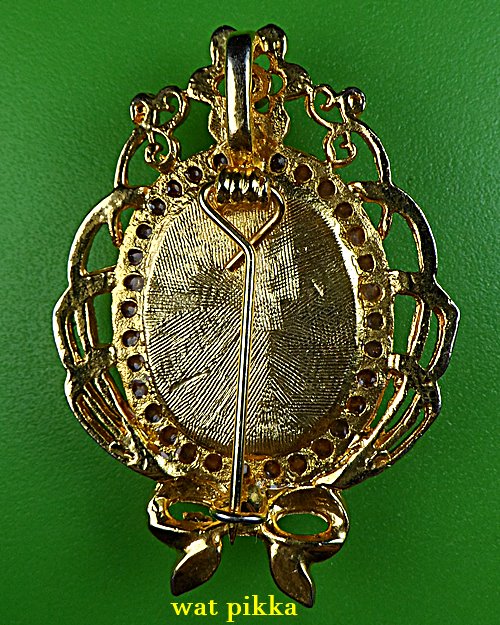 ล็อกเก็ตเข็มกลัดหลวงพ่อบัว วัดเขาแดน ราชบุรี (16)