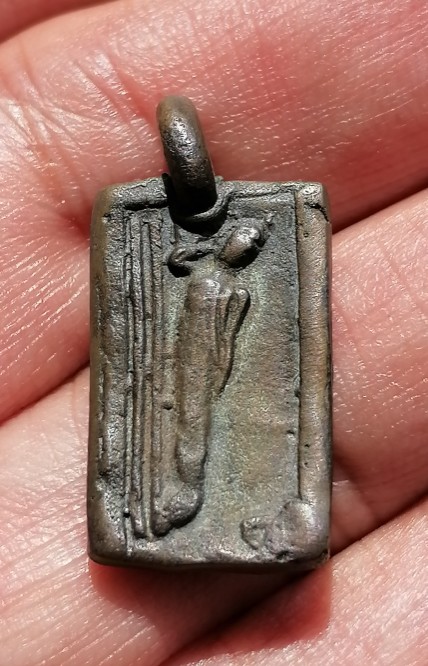 เหรียญหล่อโบราณ ปางไสยาสน์​ หลวงพ่อจง​ วัดหน้าต่างนอก​ ออกวัดห้วยสุวรรณ​ ปี​ 2494 เคาะเดียว     