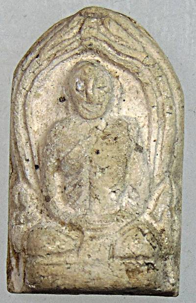 พระผงรูปเหมือนหลวงพ่อผัน วัดราษฎร์เจริญ สระบุรี ปี ๑๘  หายาก