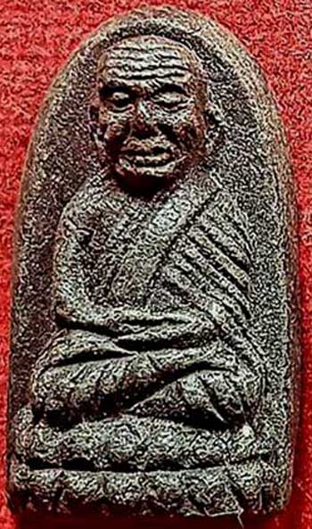 *หลวงปู่ทวด สก. รุ่นแรก ปี๒๕๔๔ เนื้อว่านคลุกรัก พิมพ์พระรอด*