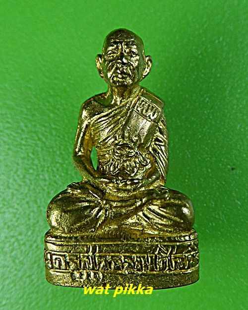 รูปหล่อหลวงพ่อทองดี วัดสุรศักดิ์ ชลบุรี .E682.*