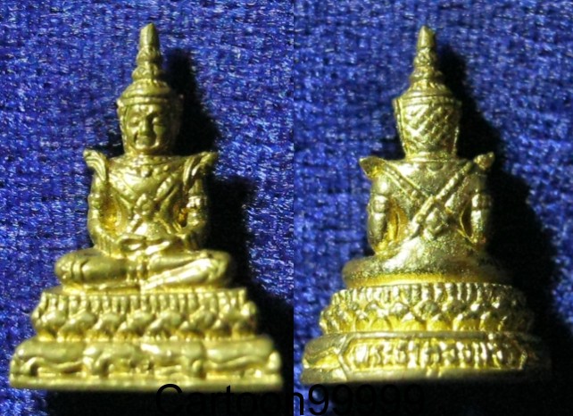 รูปหล่อพระแก้วมรกต วัดพระธาตุจอมจ้อ เชียงรายครับ 