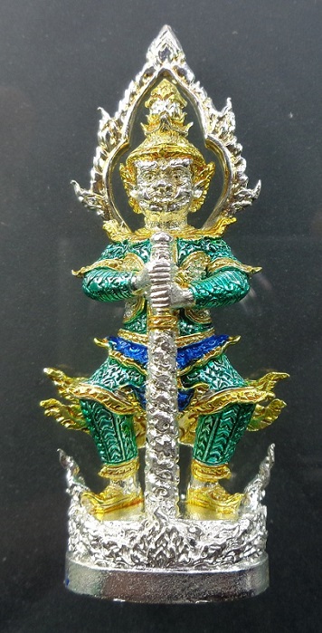 รูปหล่อลอยองค์ท้าวเวสสุวรรณฯ หลวงพ่อหวั่น วัดคลองคูณ จ.พิจิตร เนื้อสัมฤทธิ์อาบเงินแท้ลงยา สวยครับ