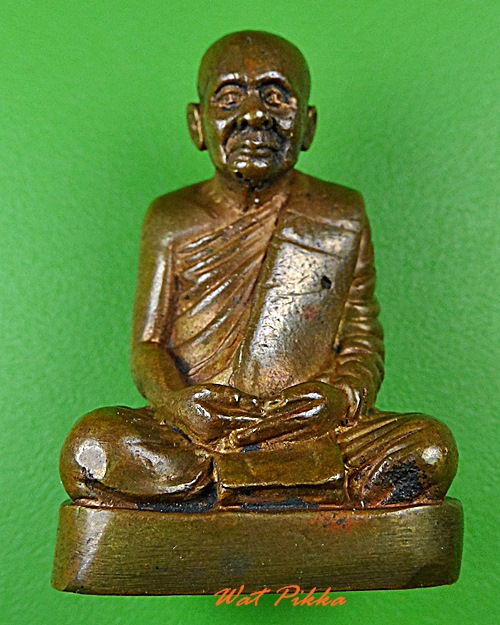 รูปหล่อสมเด็จญาณสังวร วัดบวรนิเวศวิหาร กทม. .4696.