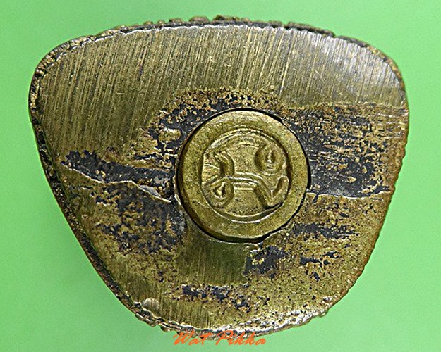 รูปหล่อหลวงปู่สวน วัดนาอุดม อุบลราชธานี  .4699.