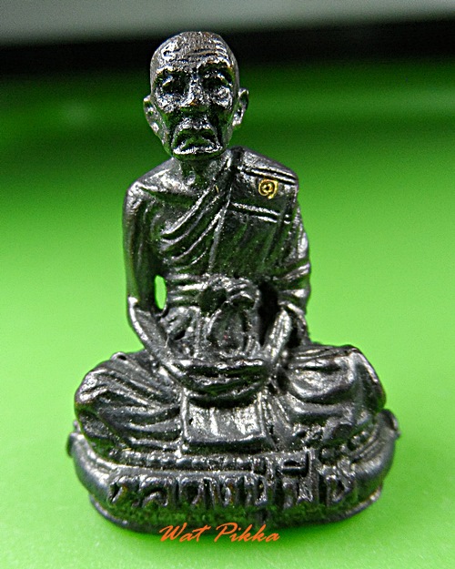 รูปหล่อรุ่น๑หลวงพ่อฟื้น วัดไทรย์ อ่างทอง .4708.