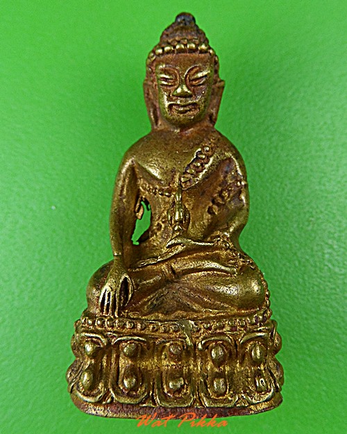 พระกริ่งเจ้าคุณอุดม วัดพระแก้ว เชียงราย .4710.