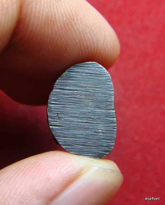 กริ่งอินทสุวัณโณ หลวงปู่ใจวัดเสด็จ มีโค้ดสวยๆครับ