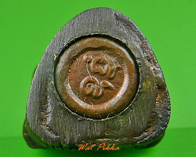 รูปหล่อหลวงปู่มูล วัดหนองบอน .5010.