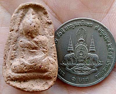 *นางกำแพง เม็ดบัว เนื้อดิน กำแพงเพชร*