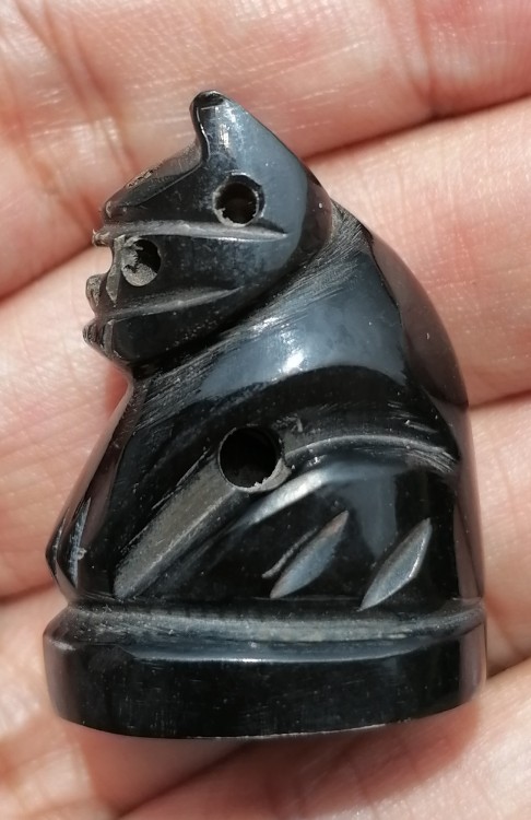 เสือหลวงพ่อเปิ่น รุ่นไตรมาส 44 เนื้อเขาควายแกะ อุดกริ่ง วัดบางพระ จ.นครปฐม ปี 2544 เคาะเดียว