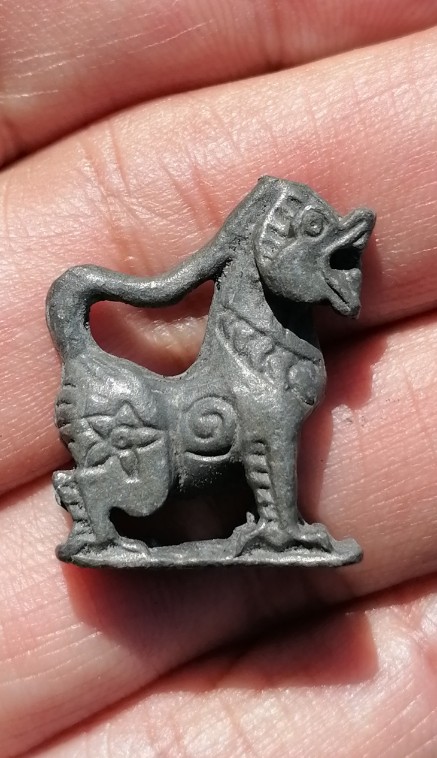 สิงห์คอยาวเนื้อตะกั่ว หลวงพ่อกวย วัดโฆสิตาราม​ จ.ชัยนาท ปี​ 2521​ เคาะเดียว