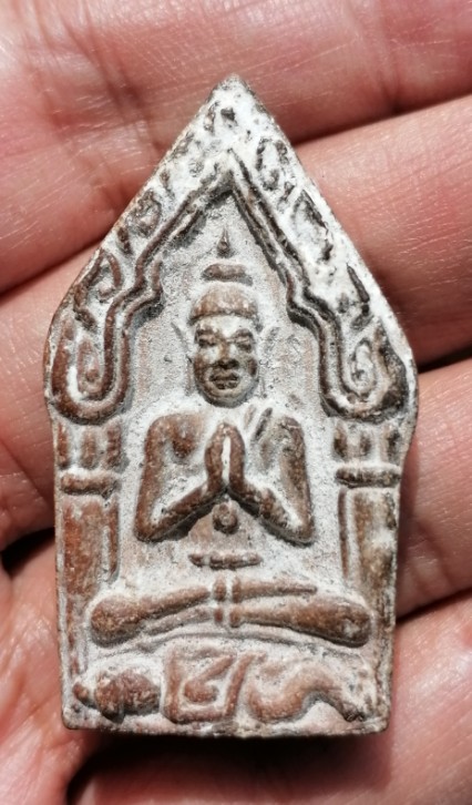 ขุนแผนปลุกกุมาร​ หลังยันต์(นะ)​กันปืน เนื้อผงพุทธคุณ​ หลวงพ่อกวย​ วัดโฆษิตาราม​ ยุคต้น เคาะเดียว    