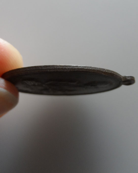 เหรียญหลวงพ่อสำเนียง อยู่สถาพร วัดเวฬุวนาราม จ.นครปฐม