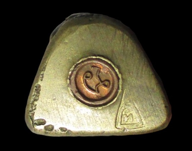 "เคาะเดียว" รูปหล่อ หลวงพ่อทอง ท. รุ่น 2 ก้นเจดีย์ อุดกริ่ง ตอกโค๊ต วัดเขากบ นครสวรรค์