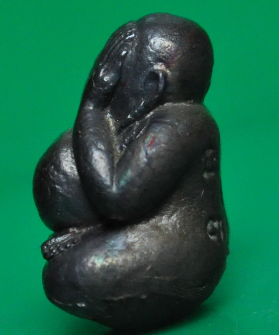 ปิดตาหลวงพ่อคำพันธ์ รุ่นมหาชัย