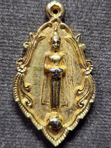 วัดศรัทธาธรรม จ.สมุทรสงคราม เหรียญหล่อหลวงพ่อบ้านแหลม รุ่นสร้างโบสถ์มุก 2535