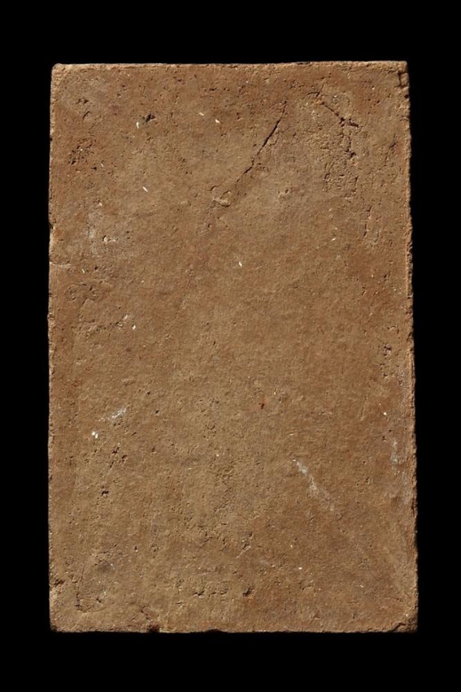 พระพุทธเจ้า ๕ พระองค์ เนื้อดิน