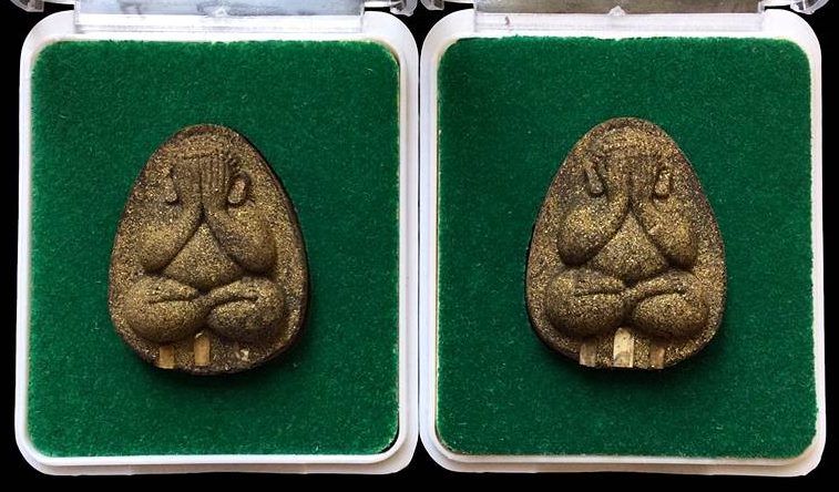 ปิดตานวะมหามงคล แซยิด 76ปี เนื้อผงใบลาน ตะกรุดเงิน 3 ดอก+โรยผงตะไบพระกริ่งทั้งด้านหน้าและหลัง ปี2542