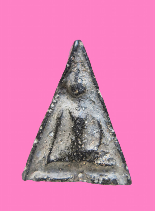 นางพญาเนื้อดิน เก่ามาก