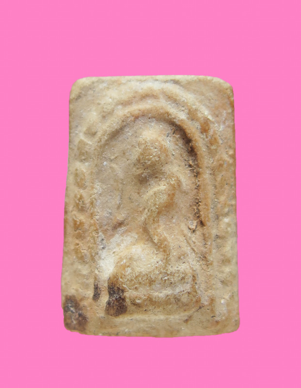 นางกวัก เนื้อดิน