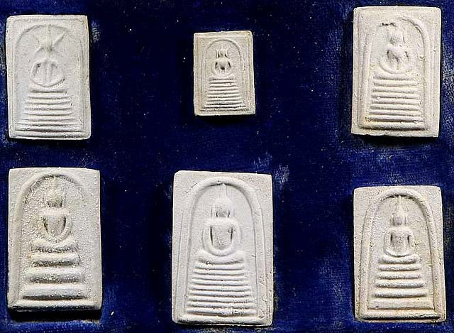 *สมเด็จฯวัดเกษไชโย อนุสรณ์ ๒๐๐ปี รุ่นประวัติศาสตร์ ปี๒๕๓๑ กล่องชุดครบพิมพ์*