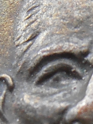 เหรียญหลวงพ่อพุ่ม วัดบางโคล่ ปี ๒๔๗๗ รุ่นแรก