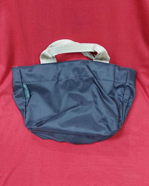 (ปิด59-) กระเป๋าหิ้วมีซิปสีดำ 8.5x11.5นิ้ว (สภาพไม่ได้ใช้)