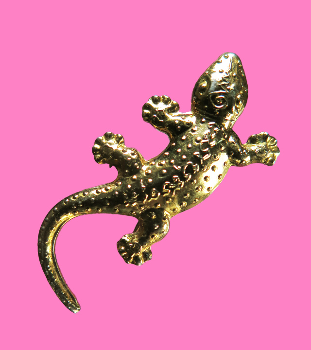 เข็มกลัด ตุ๊กแก หลวงพ่อหล่ำ วัดสามัคคีธรรม ลาดพร้าว