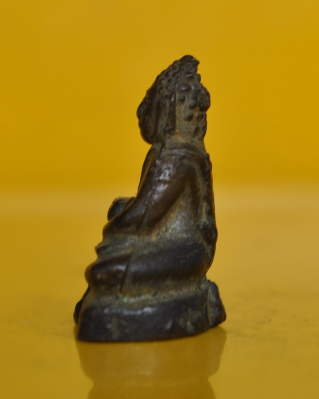 พระกริ่งรุ่นสอง หลวงพ่อฑูรย์ วัดโพธินิมิตร