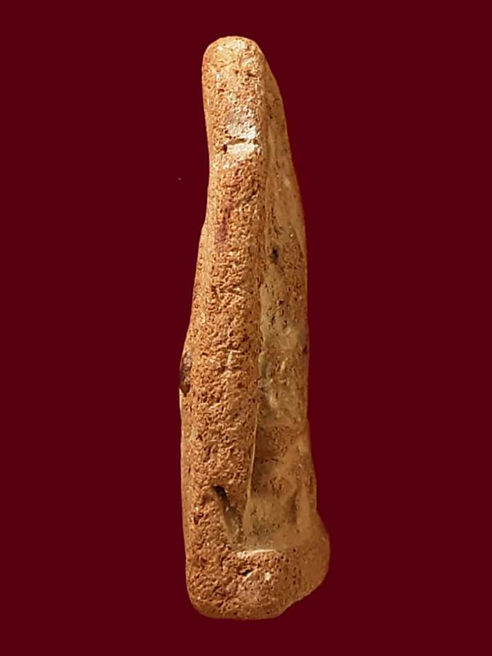 พระกรุวัดโตนดลาย จ.สมุทรสงคราม พิมพ์ฐานผ้าทิพย์ เนื้อดิน  