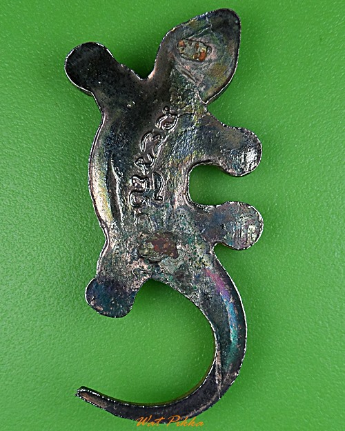 ตุ๊กแกหลวงพ่อหล่ำ วัดสามัคคีธรรม กทม. .1950.*