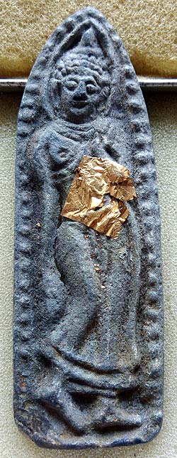 พระลีลายืน เนื้อชิน