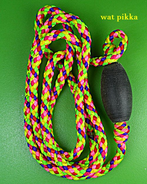 ลูกสะกดไม้พญางิ้วดำหลวงปู่สิงห์ วัดบ้านขี้เหล็ก ศรีสะเกษ .3901.3