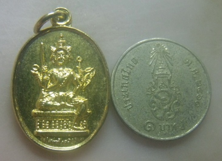 **เบาๆ**เหรียญท้าวมหาพรหม (พระพรหม) วัดไชยมังคลาราม ปีนัง มาเลเซีย ปี ๒๕๓๐**กะไหล่ทอง สวยๆ