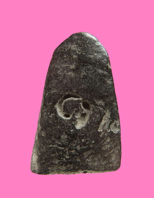 พระผงครูบาชมภู วัดบ้านดู่ รุ่นแรก 