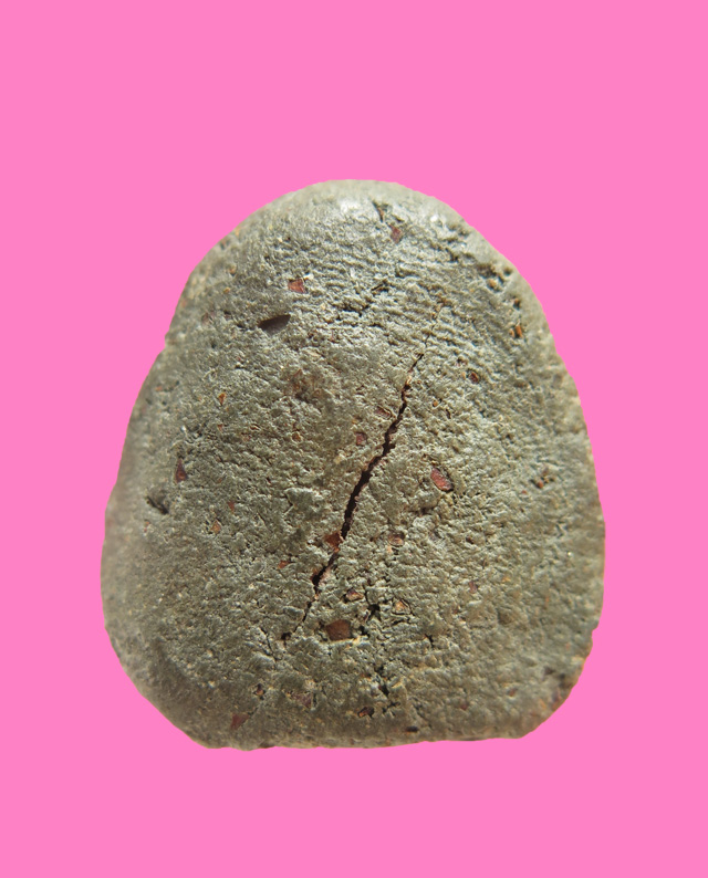 พระปิดตา เนื้อผงเขียวๆ