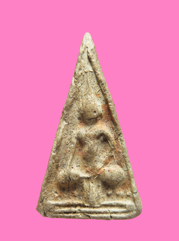 พระพิมพ์ฐานผ้าทิพย เนื้อดิน น่าจะลงกรุ มีราดิน หลังจาร