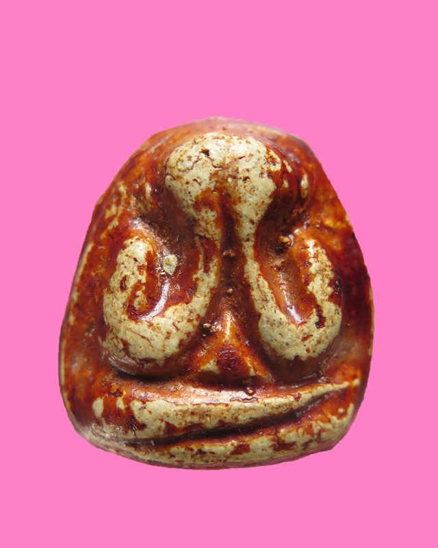 พระปิดตา หลังแบบ