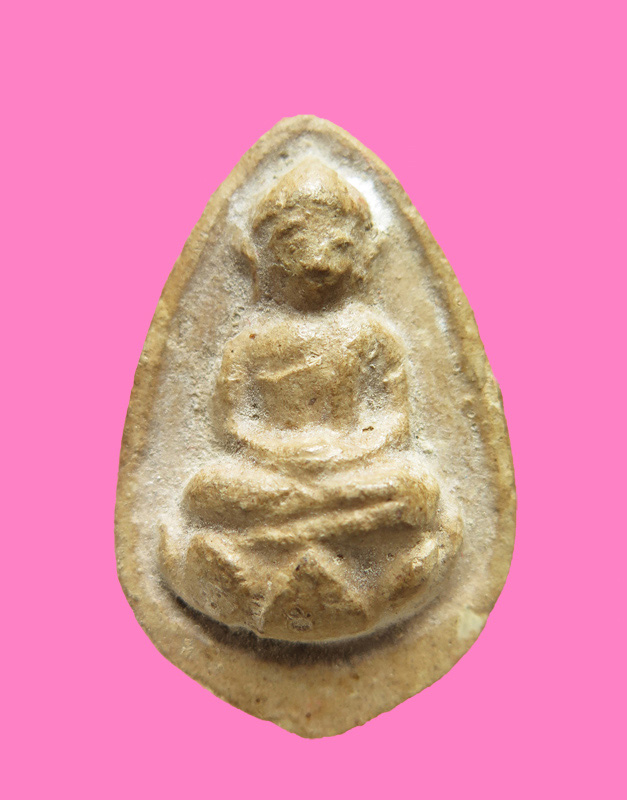 พระผงกลีบบัว ประทับบัวหงาย