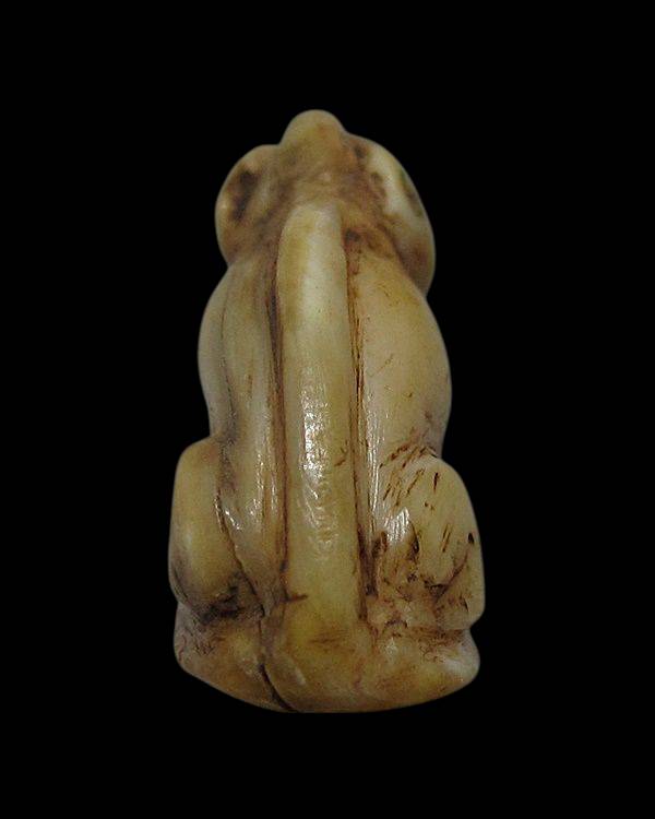 เขี้ยวเสือ หลวงพ่อปาน วัดมงคลโคธาวาส(วัดบางเหี้ย) จ.สมุทรปราการ